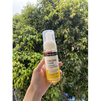 Sữa rửa mặt nghệ  Neutrogena 