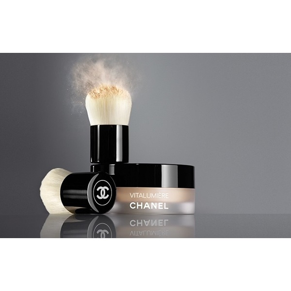 Рассыпчатая пудра Chanel Vitalumiere Loose Powder Foundation Spf15 With  Mini Kabuki Brush в оттенке № 10, Отзывы покупателей