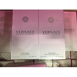  Sữa tắm hương nước hoa Versace Bersace bright crystal 200ml