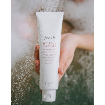 Sữa rửa mặt Soy Face Cleanser tuýp 150ml