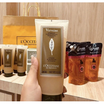 Gel Tắm Tẩy Tế Bào Chết Cỏ Roi Ngựa Hương Chanh Sả Verveine Shower Scrub 200ml | Body