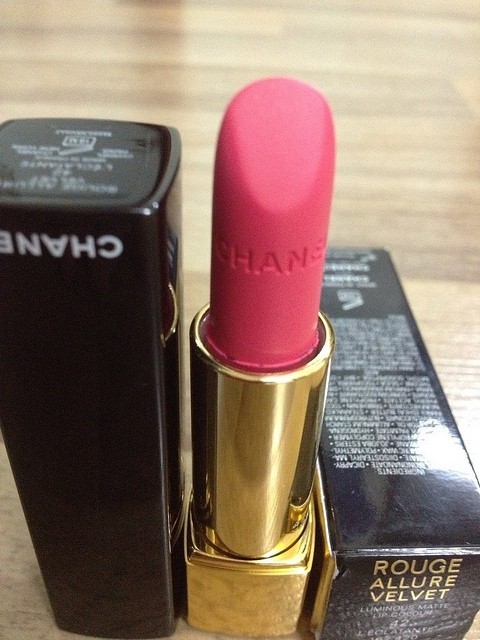 Chanel 42 dòng Rouge Allure velvet ( dòng son lì). — ảnh 2