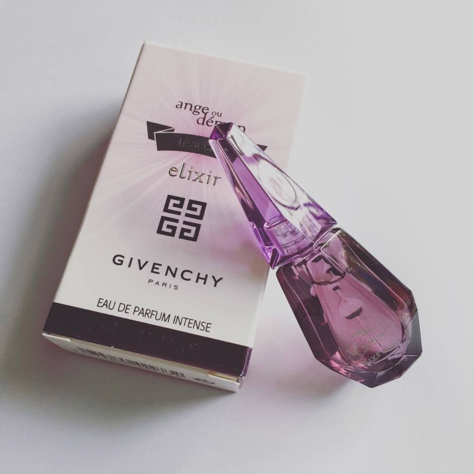 nước hoa Givenchy  — ảnh chính