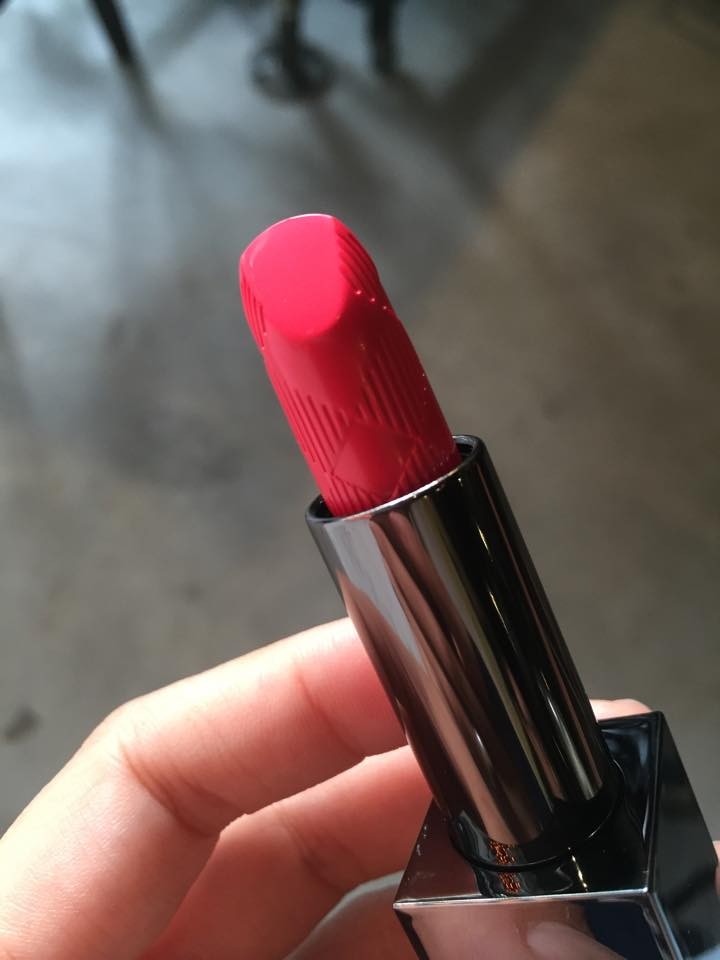 Son burberry 53 Crimson Pink  — ảnh chính