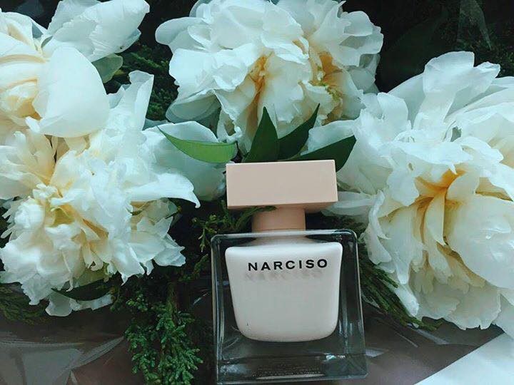 Nước hoa nữ Narciso Rodriguez, Narciso Poudree EDP — ảnh chính