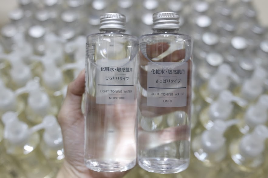 Nước hoa hồng dưỡng ẩm, phục hồi da Muji Light Toning Water 200ML — ảnh chính