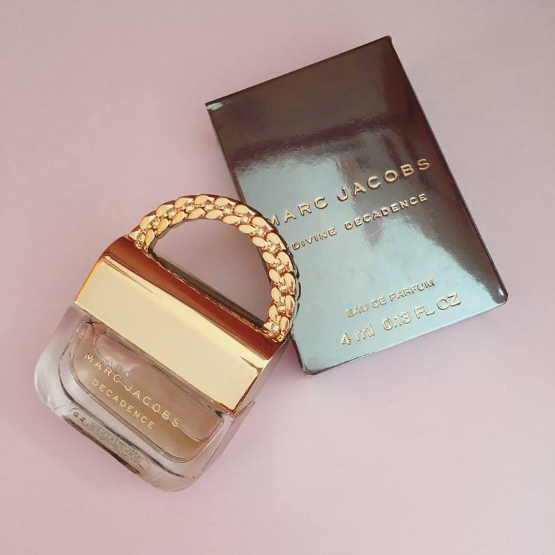 Nước hoa nữ MARC JACOBS divine decadence 4ML — ảnh chính