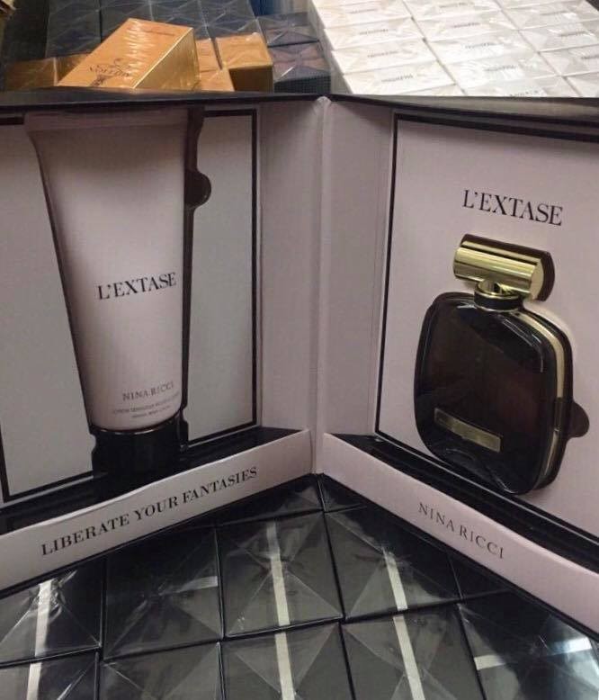 SET L’extase NINA RICCI  — ảnh chính
