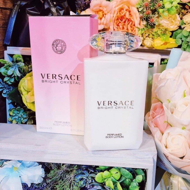 Dưỡng Thể Versace Bersace bright crystal 200ml  — ảnh chính