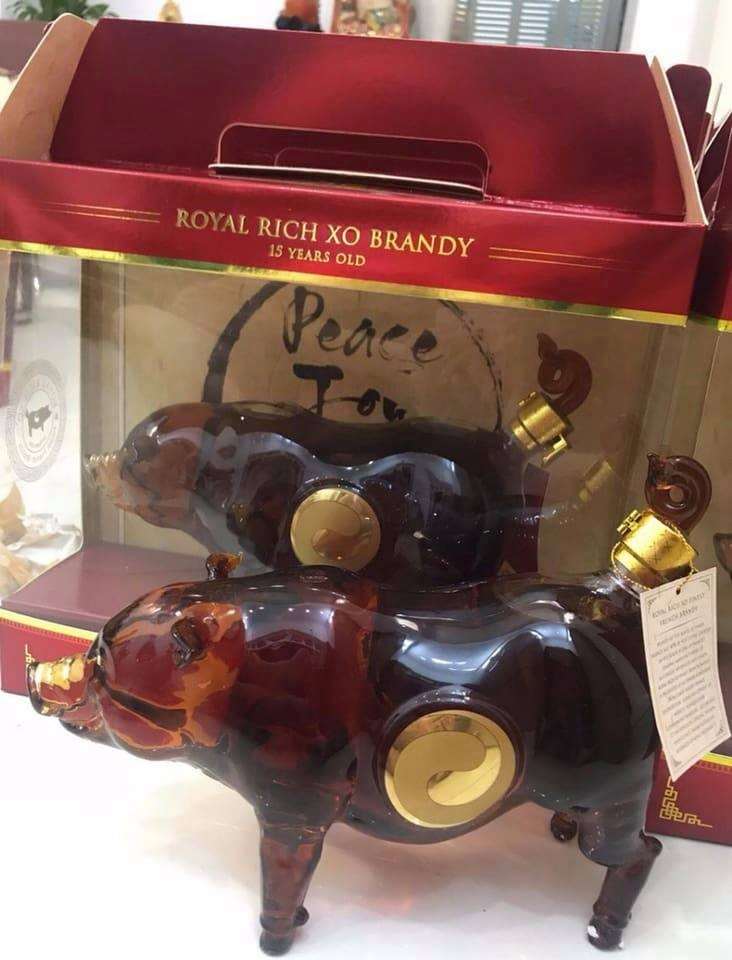 RƯỢU HEO ROYAL RICH XO BRANDY