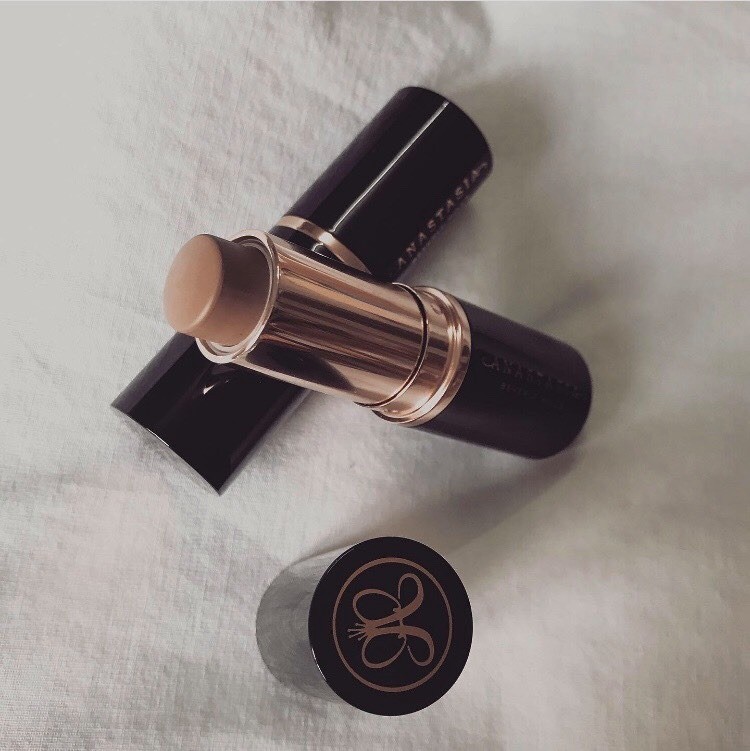Thanh tạo khối Anastasia Beverly Hills Stick  — ảnh chính