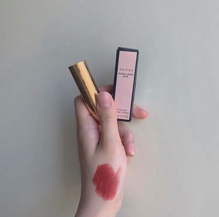 son Gucci  — ảnh chính