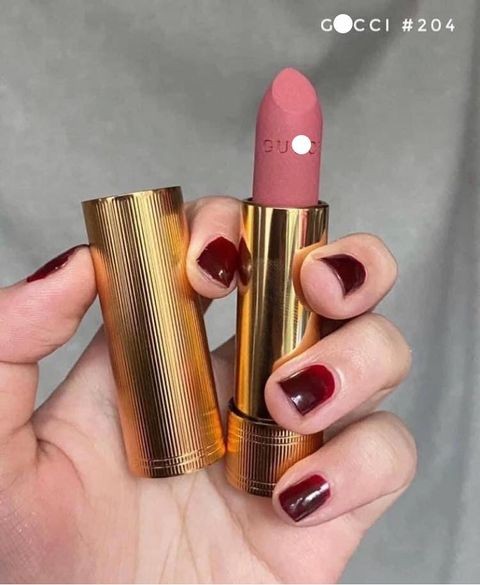Son Gucci màu2O4: màu hồng đất — ảnh chính