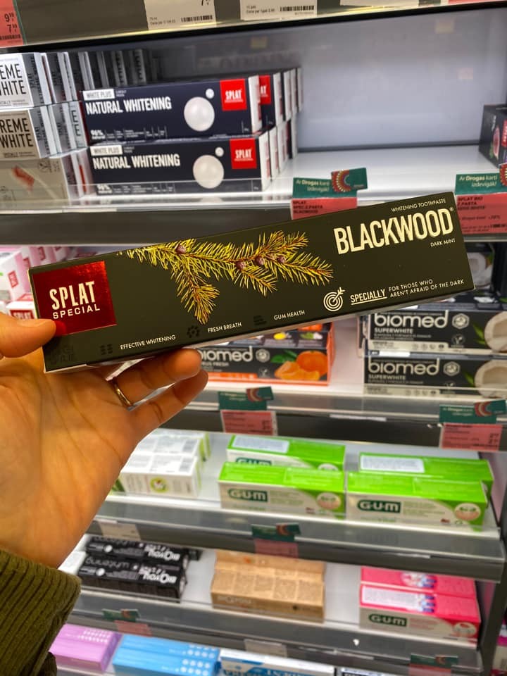 Kem đánh răng Blackwood — ảnh chính