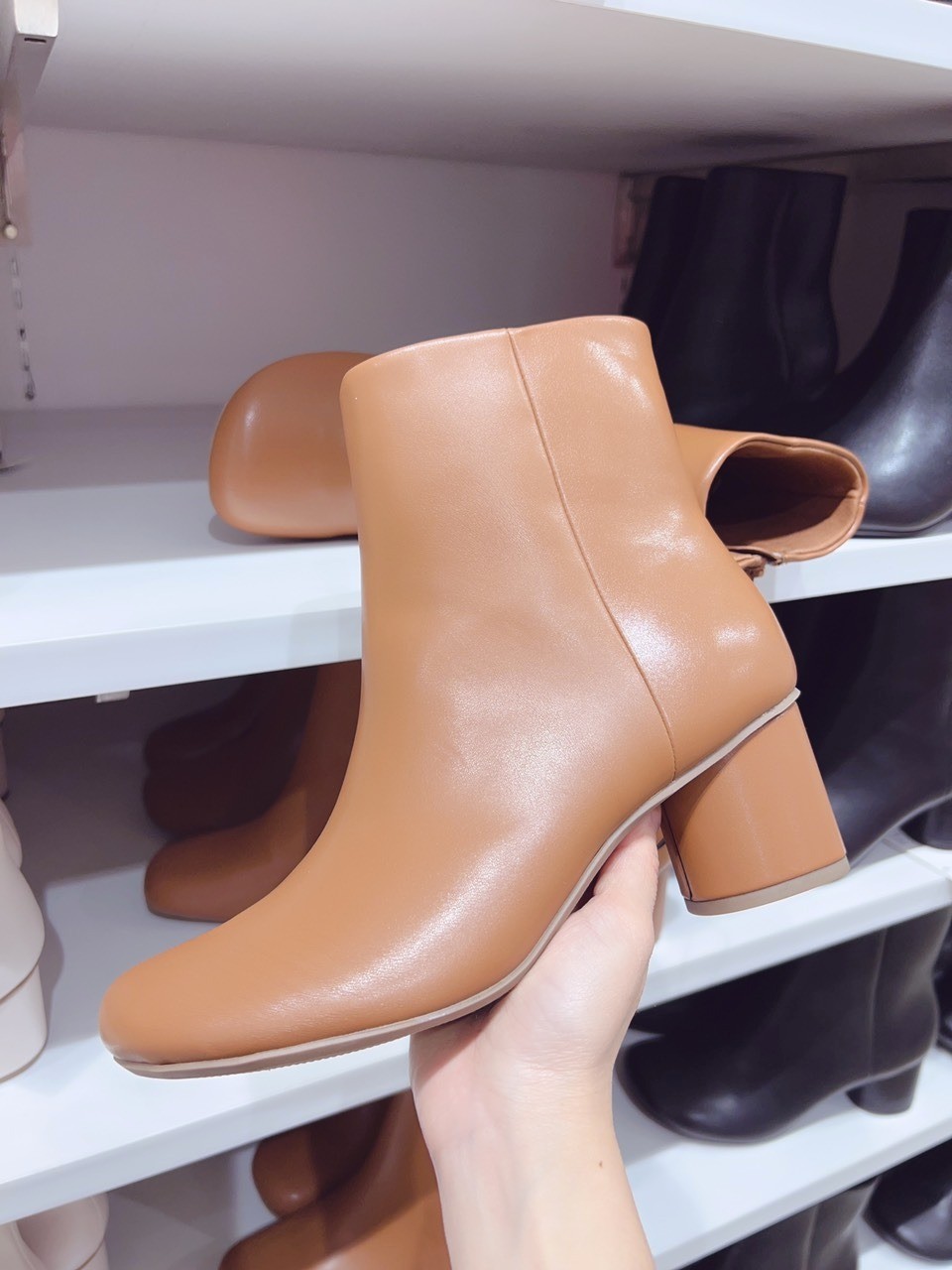 Hàng order-Boots cổ thấp  — ảnh chính