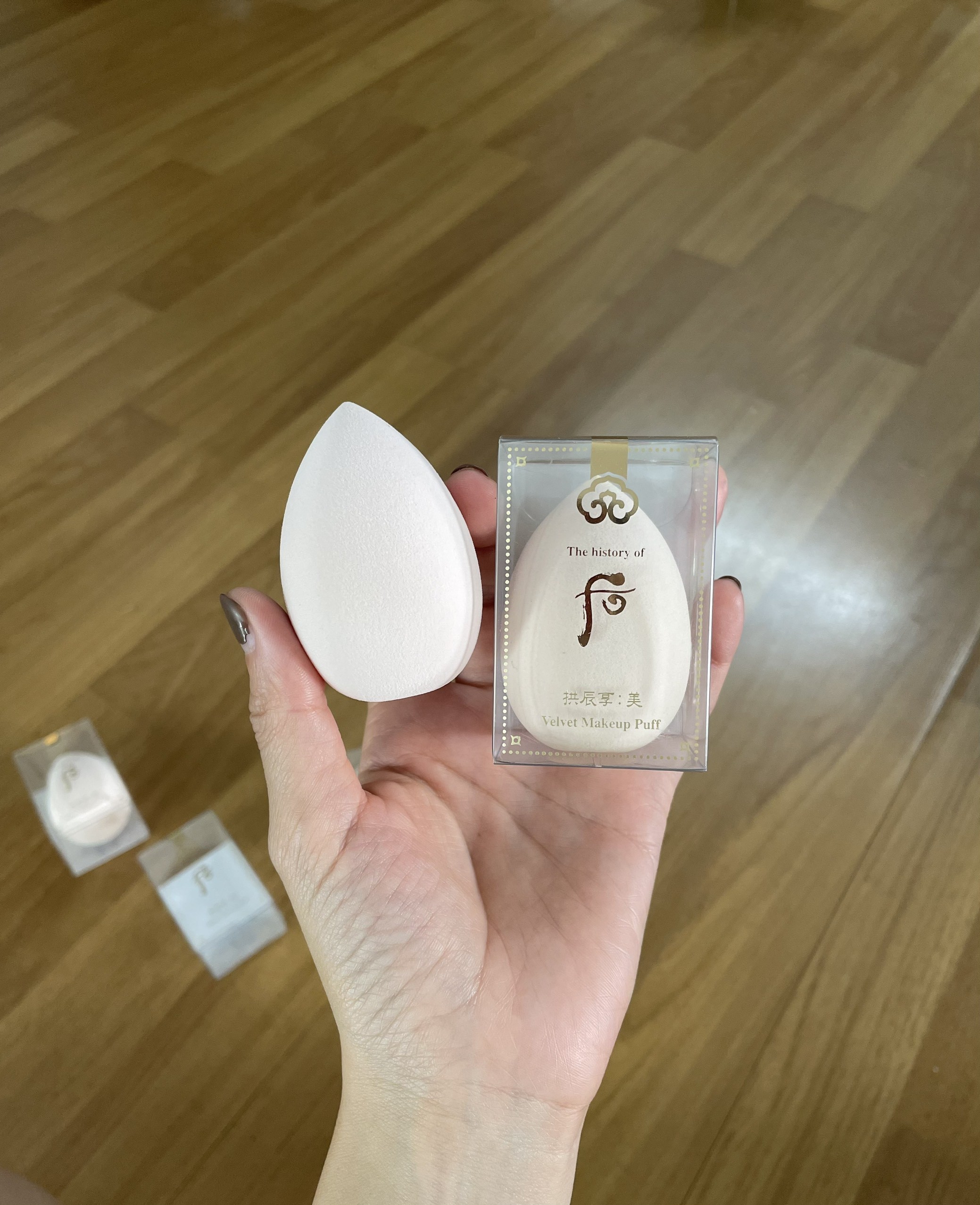 Mút tán nền Whoo — ảnh chính