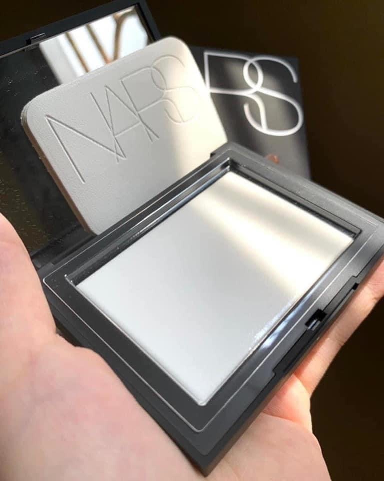 Phấn phủ nén Nars