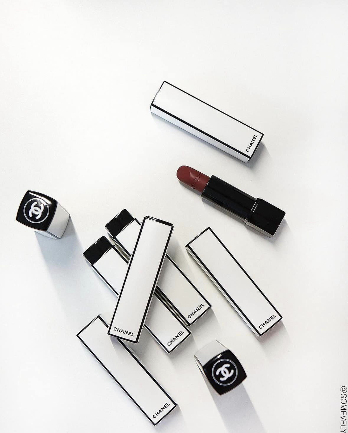 Son Chanel Rouge Allure Velvet Nuit Blanche — ảnh chính