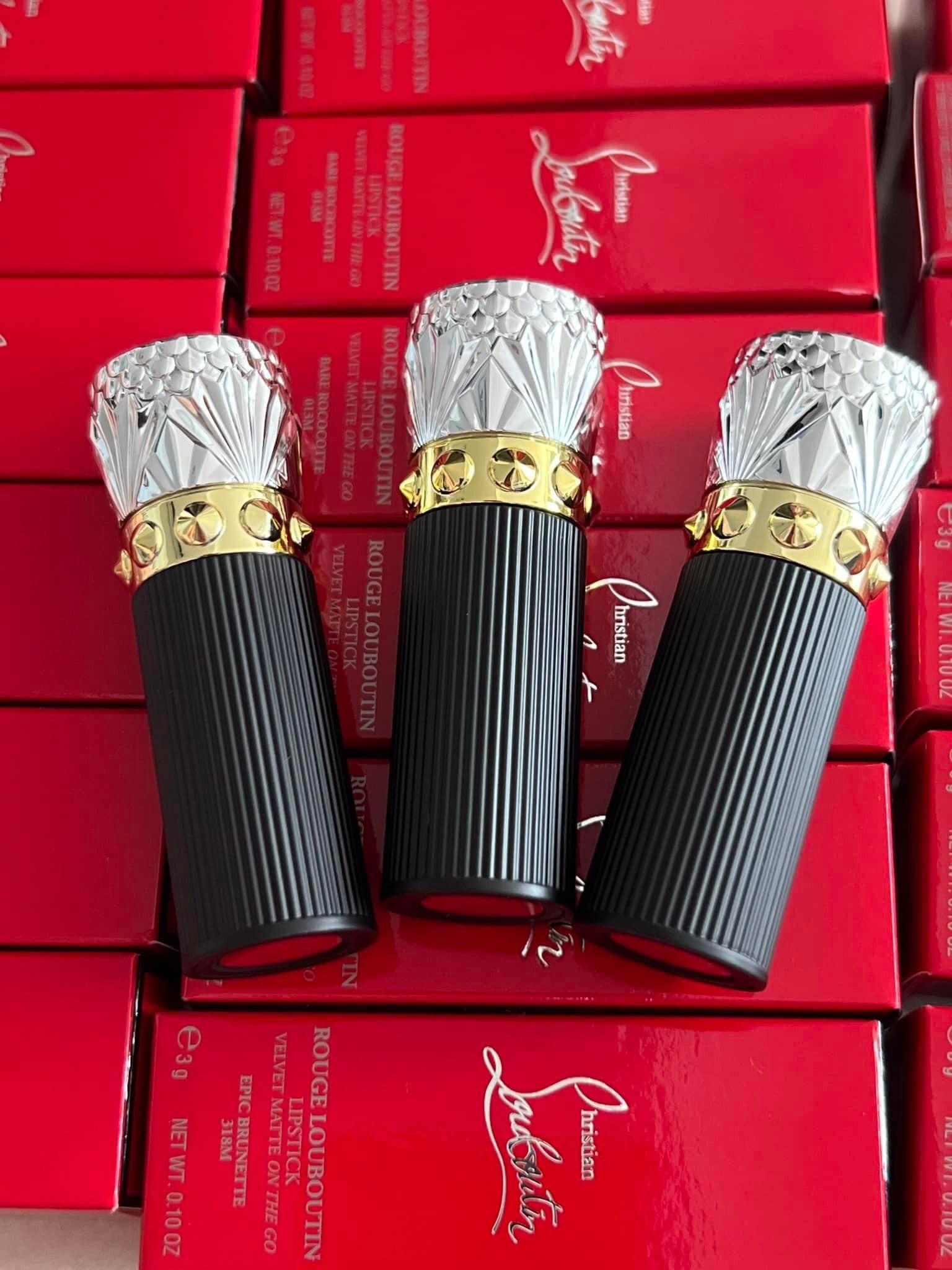 Son Louboutin on the go — ảnh chính