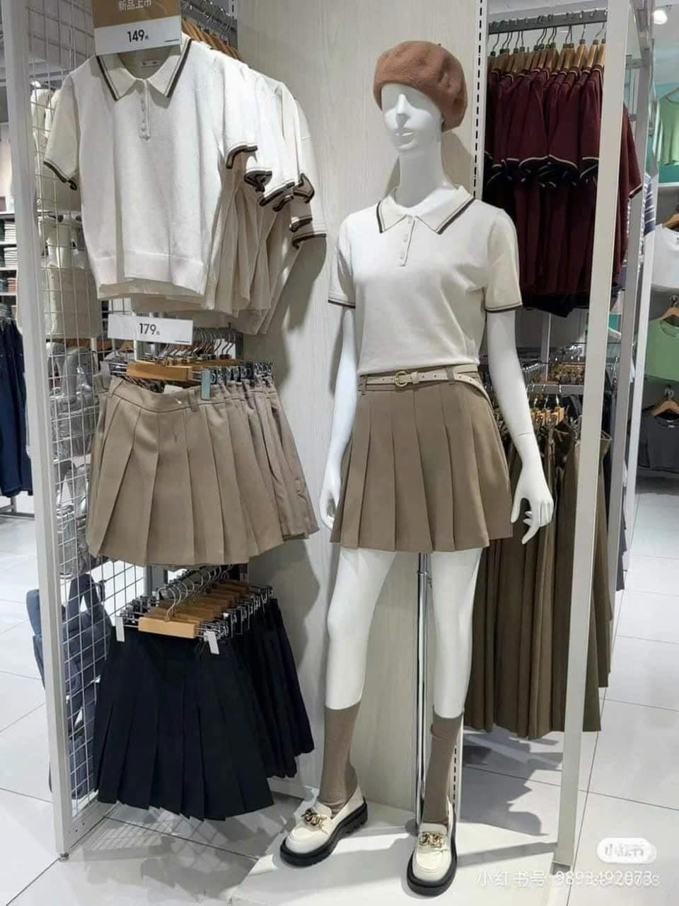 Gom order-Áo polo croptop Gu — ảnh chính