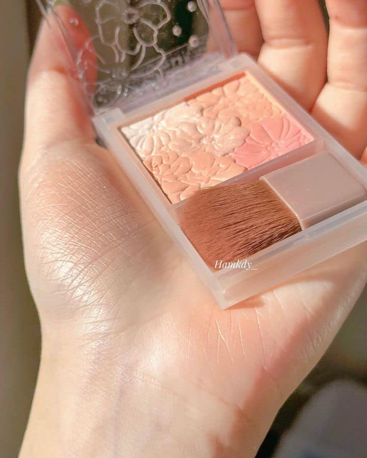 Gom order-Phấn má hồng Can make Glow Fleur Cheeks Màu BO1 Cotton Coral — ảnh chính
