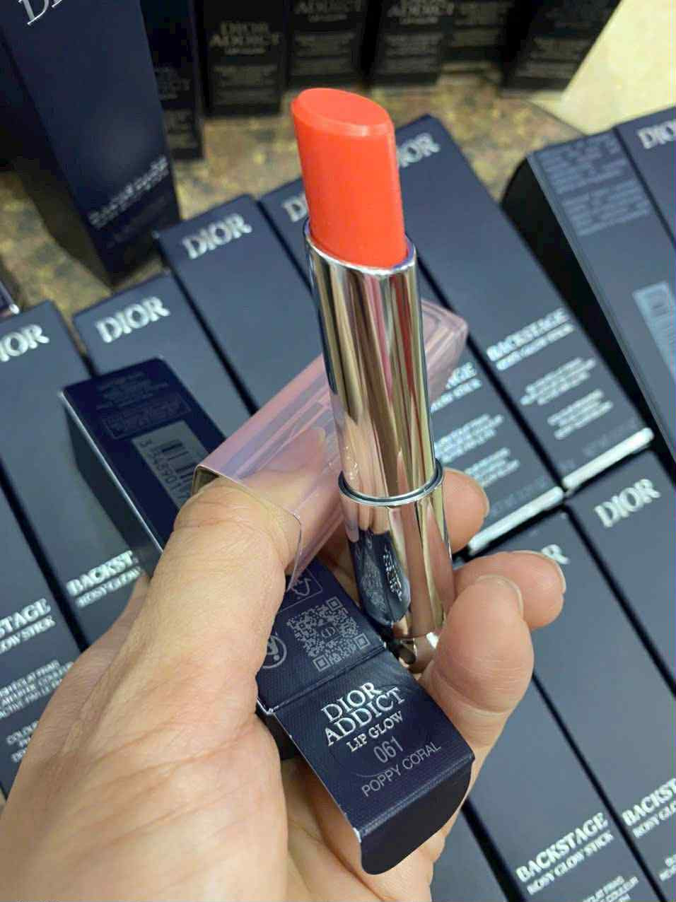 Son Dưỡng Dior Addict Lip Glow 061 Poppy Coral — ảnh chính