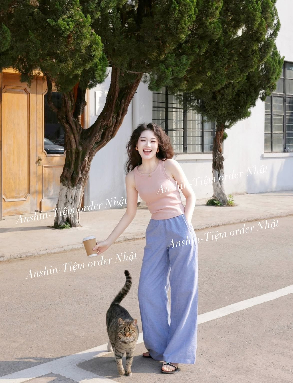 Áo ba lỗ kèm bra Uniqlo