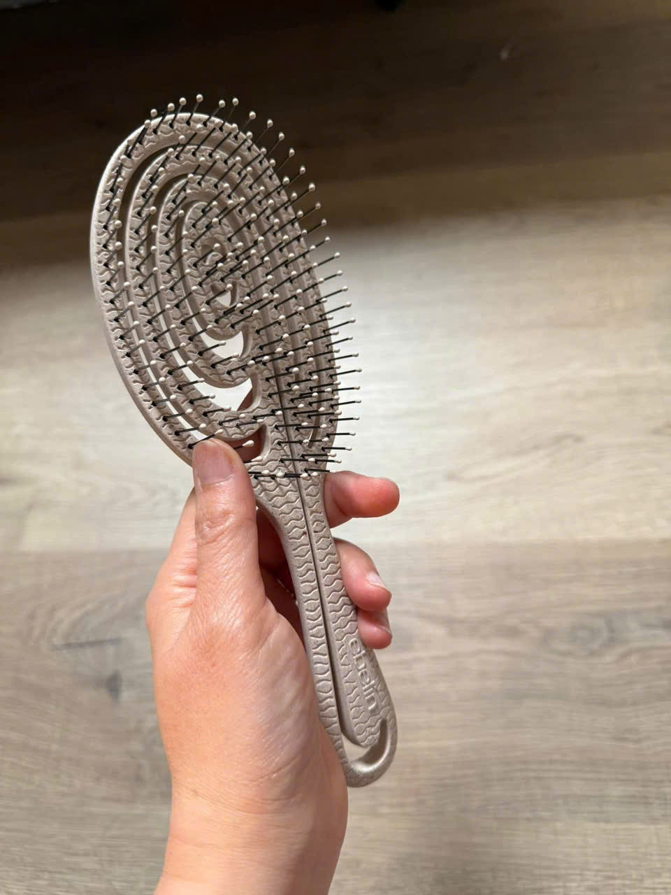 Lược gỡ rối Ebelin, Đức