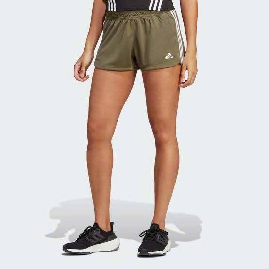Quần short adidas