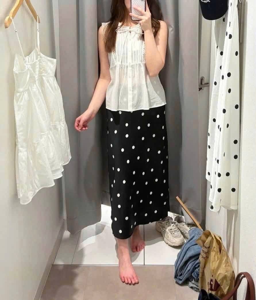 Hàng order Nhật-Chân váy satin Gu