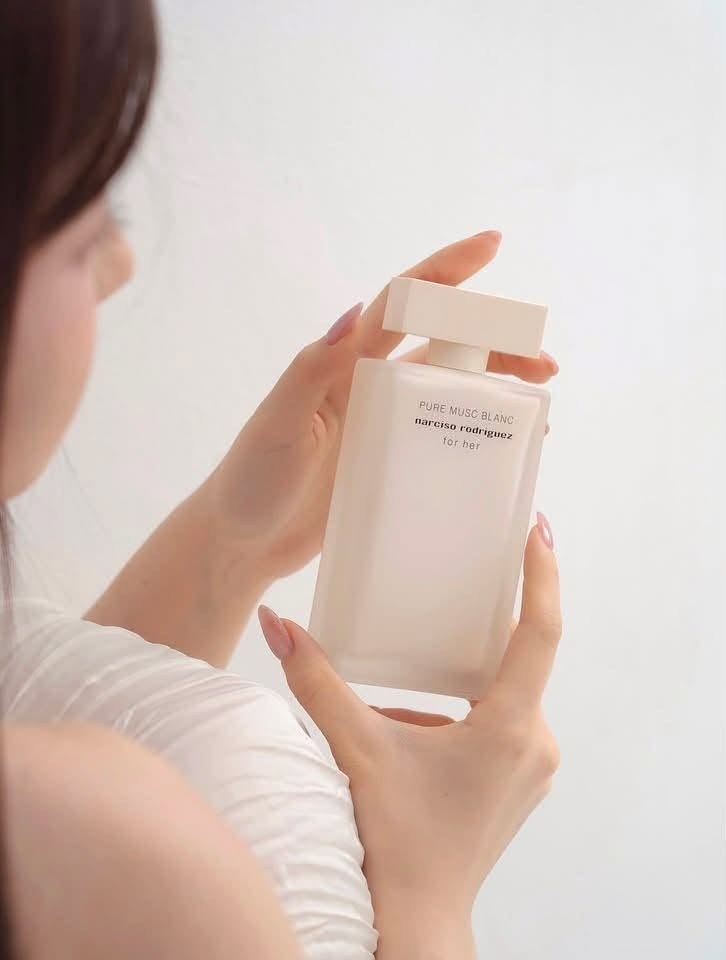 nước hoa Narciso Rodriguez  Pure Musc Blanc — ảnh chính
