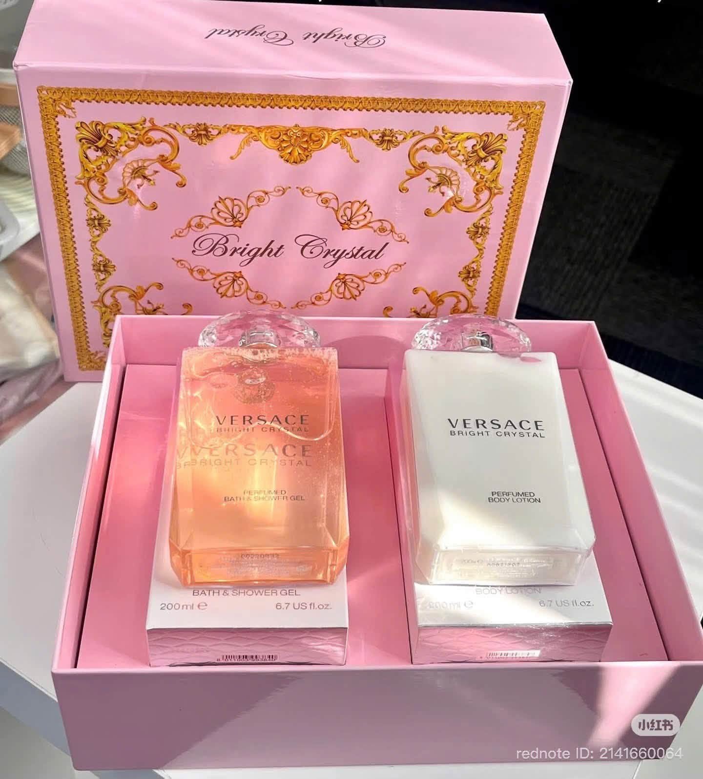 Set sữa tắm + dưỡng thể Versace Bright Crystal — ảnh chính